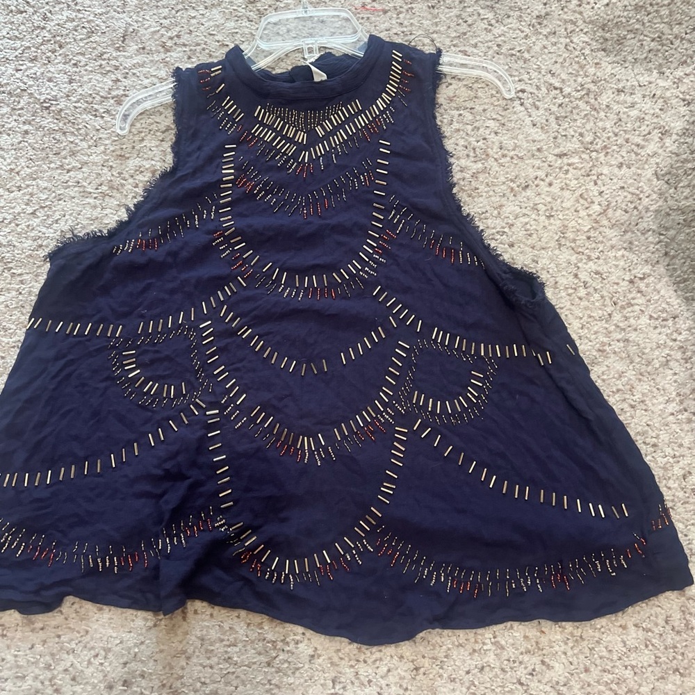 Free People Navy Laser-Cut Sleeveless Tank top open back
Medium boho beach chic - Picture 12 of 15